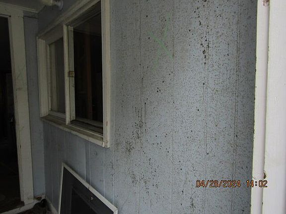 4th image of 200 Back Street