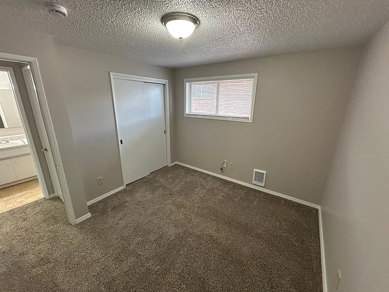 Eagles Landing Apartments — Photo 55
