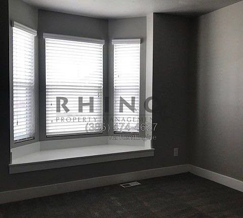 3rd image of 2273 W Espadrille Cir