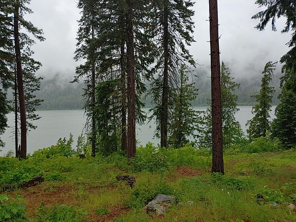 2nd image of 22672 Alpine Dr