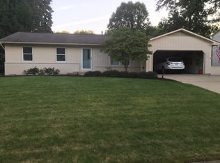 2752 Dartmoor Dr NE, Warren, OH