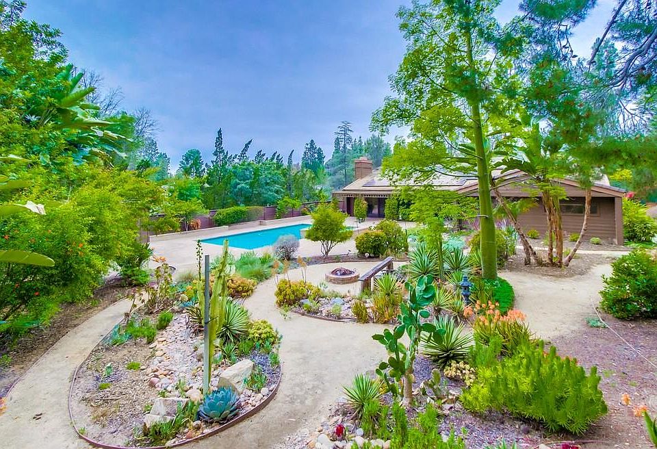 1st image of 1863 Hidden Springs Dr