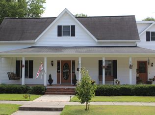 208 E Davis St, Smithfield, NC 27577