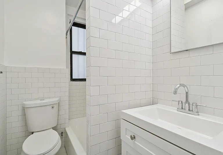 173 W 78th St #2D — Photo 8