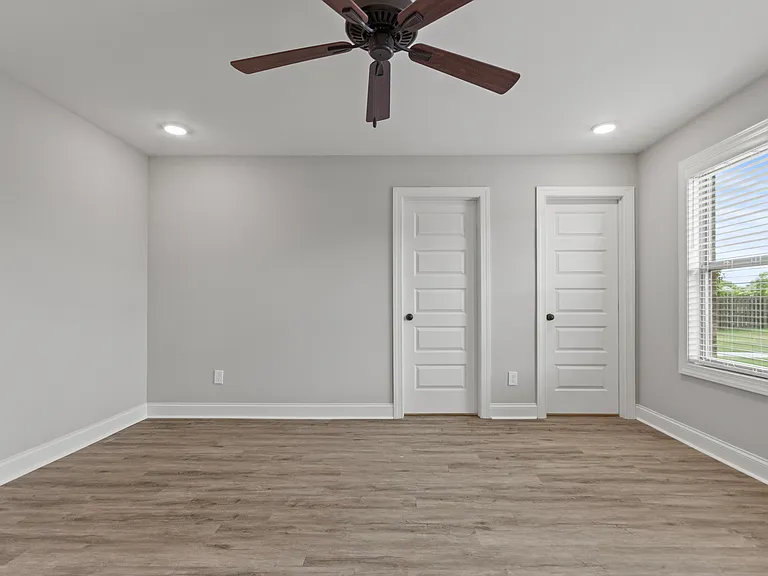 Lucas Ferry Townhomes — Photo 74