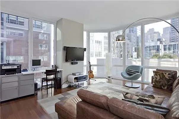 Sold by Eychner | media 20