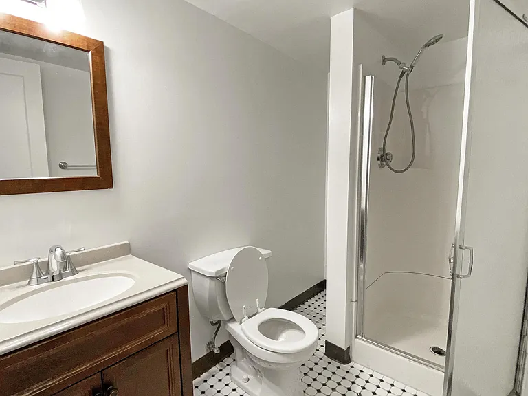 5629 Beacon St — Photo 14