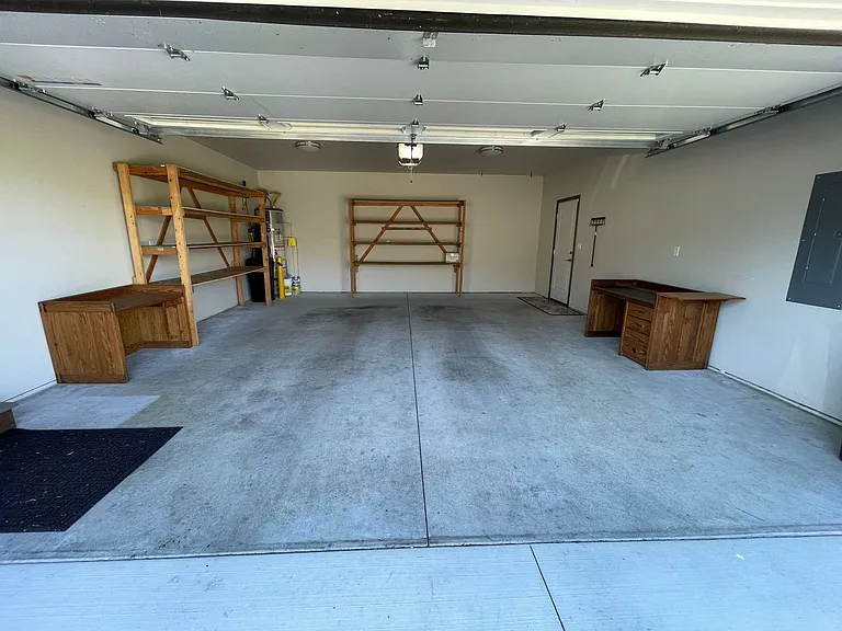 2525 El Mar St — Photo 11