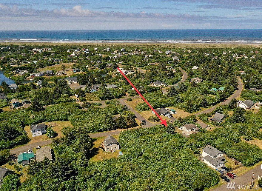 1st image of 198 Wishkah Ave