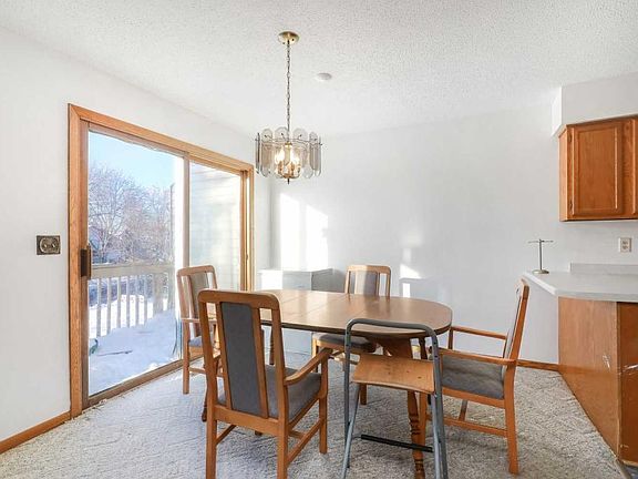 5th image of 3889 Gershwin Ave N