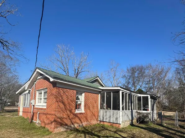 401 17th St N, Clanton, AL 35045