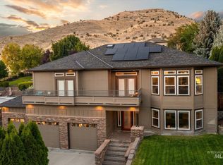 4910 W Outlook Ave, Boise, ID 83703