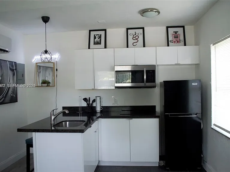 5530 N Miami Ave #2 — Photo 1