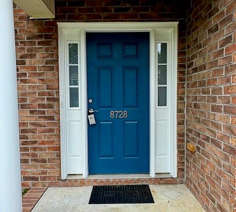 3rd image of 8728 Evangeline Dr