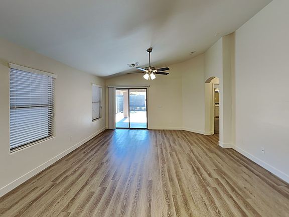 4th image of 2767 W Jasper Butte Dr