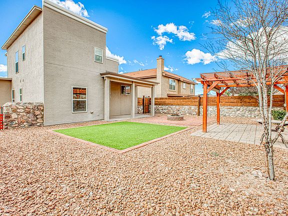 3rd image of 1474 Senda Del Sol Ln