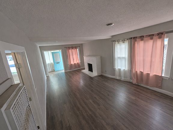5th image of 2117 Roosevelt Ave #1