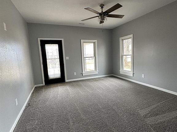 2nd image of 1205 E South St #G