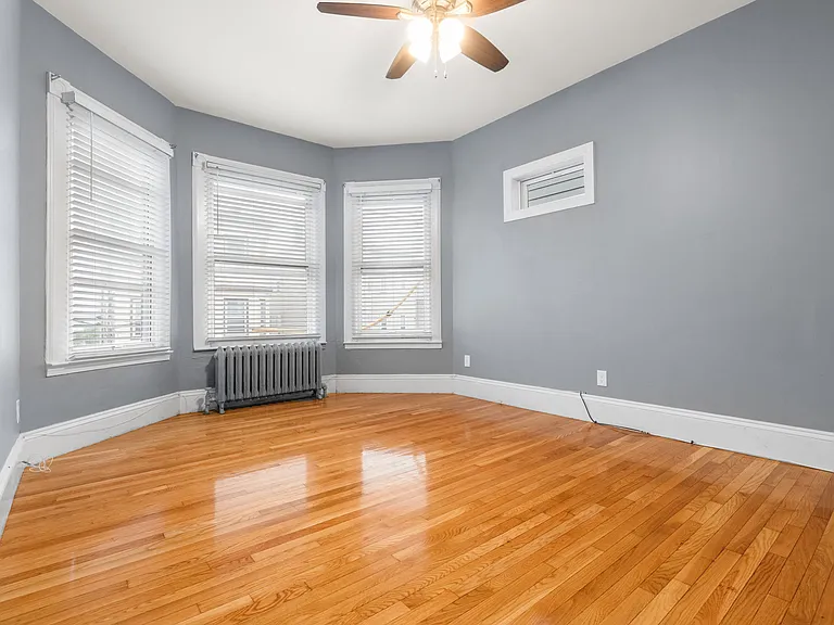 111 Falcon St #3 — Photo 11