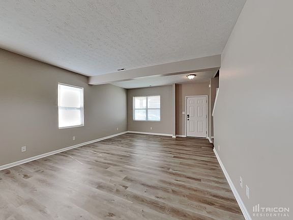 3rd image of 5821 High Grass Ln
