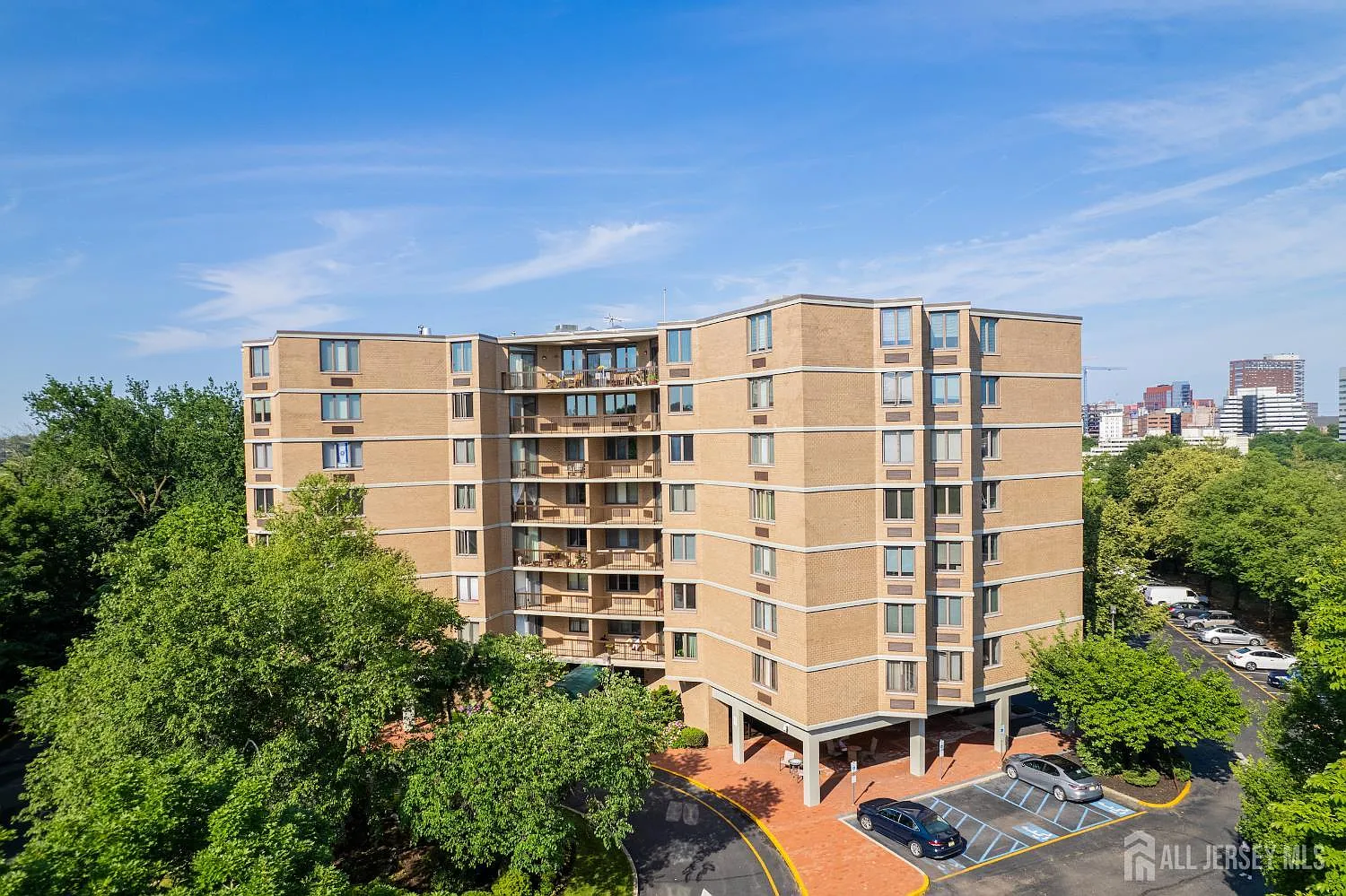 2 bed, 2.0 bath, $2,800 — Photo 2