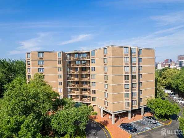 30 S Adelaide Ave APT 5M, Highland Park, NJ 08904