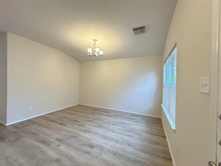 24522 Lakecrest Village Dr — Photo 4