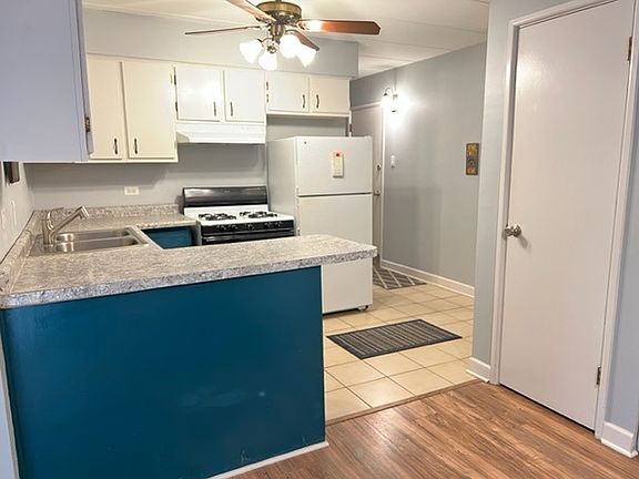 5th image of 12820 S 71st Ave #101