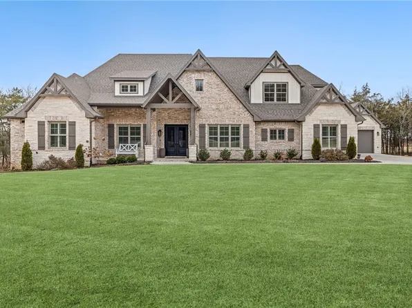 3167 S Dead Horse Mountain Rd, Fayetteville, AR 72701