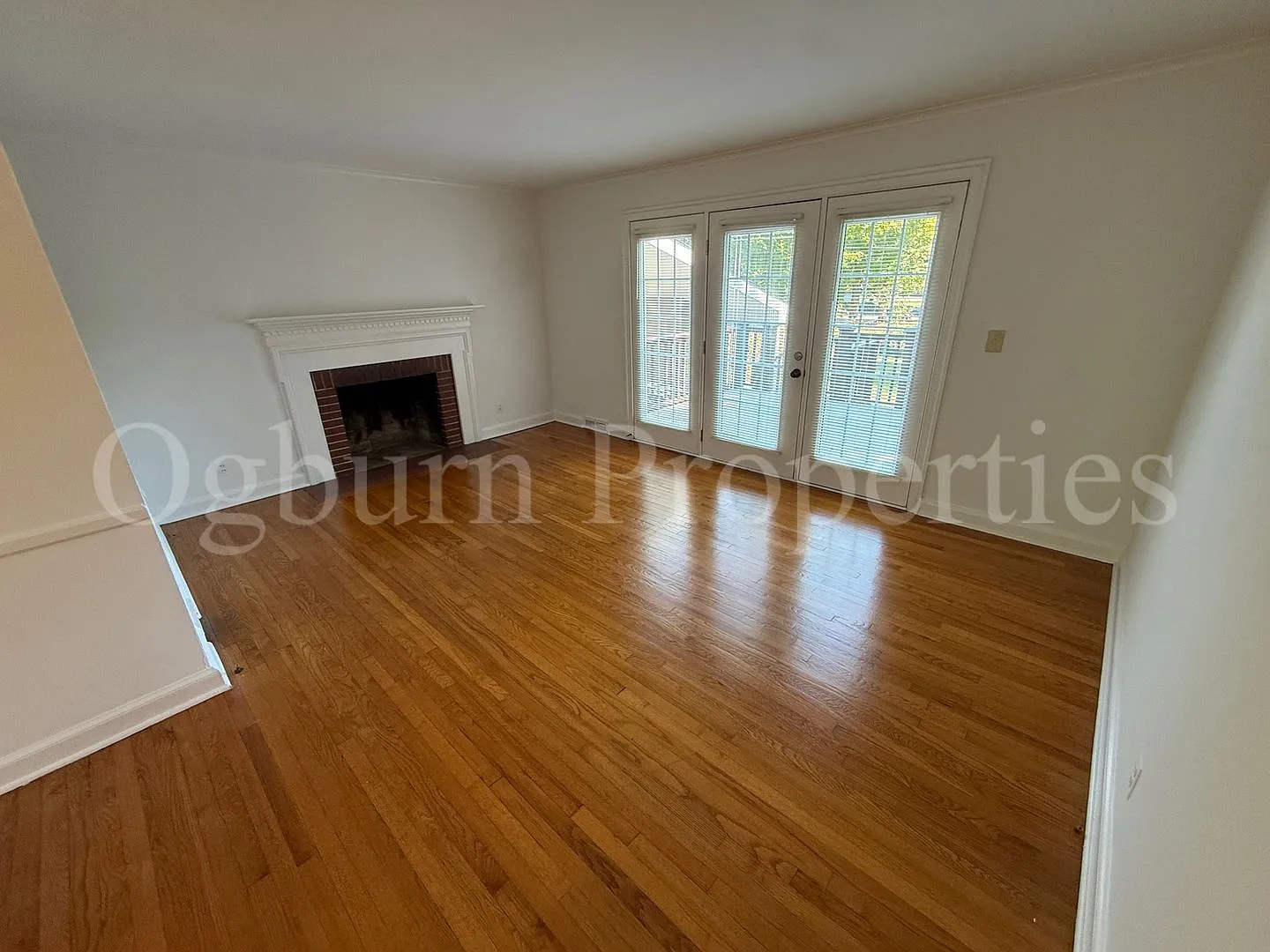 337 Pennsylvania Ave-3br/1ba-Home — Photo 3