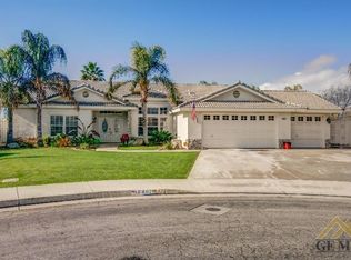 8807 Brannock Ct, Bakersfield, CA 93313