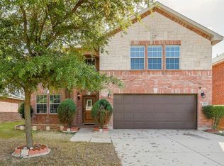 1712 Thorntree Ln, Justin, TX 76247