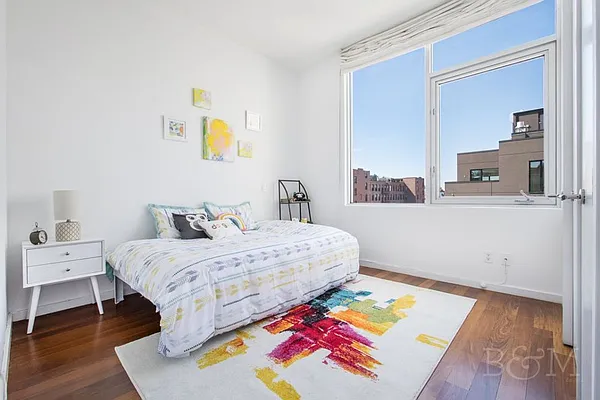 Sold by Brick&Mortar | media 11