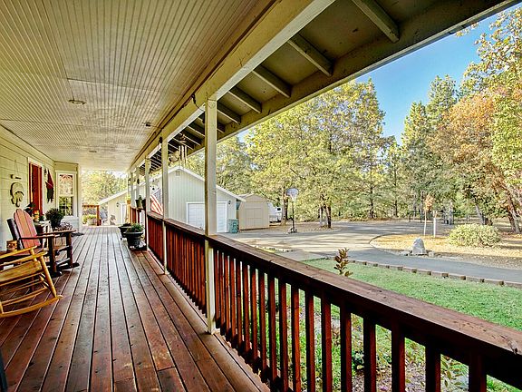 3rd image of 14770 Tanyard Ln