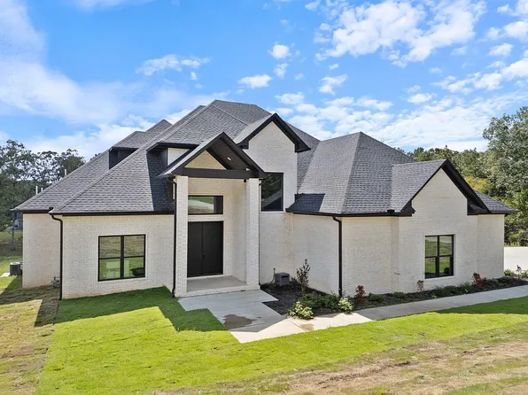 1525 Sawyer Ln, Conway, AR 72032