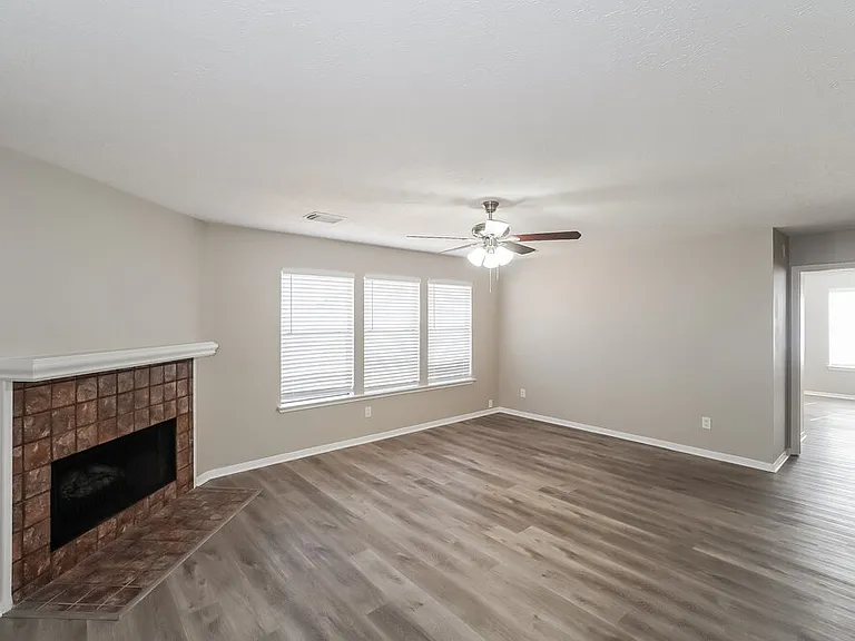 20618 Oak Limb Ln — Photo 9