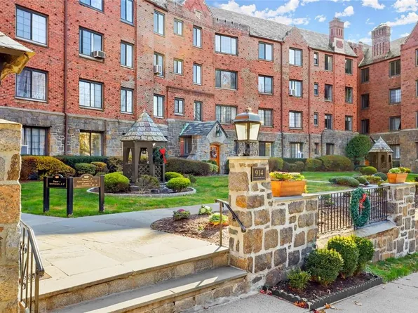 914 Wynnewood Road #1M, Pelham, NY 10803