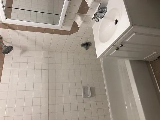 Rented by Smart City Real Estate LLC | media 17