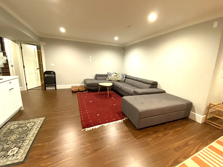 16318 26b Ave #BASEMENT — Photo 4