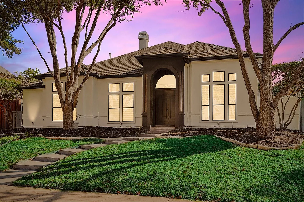 Building Photo - 18716 Thorntree Ln