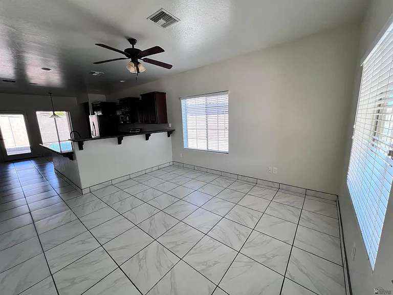 4532 S Agave Ave — Photo 5