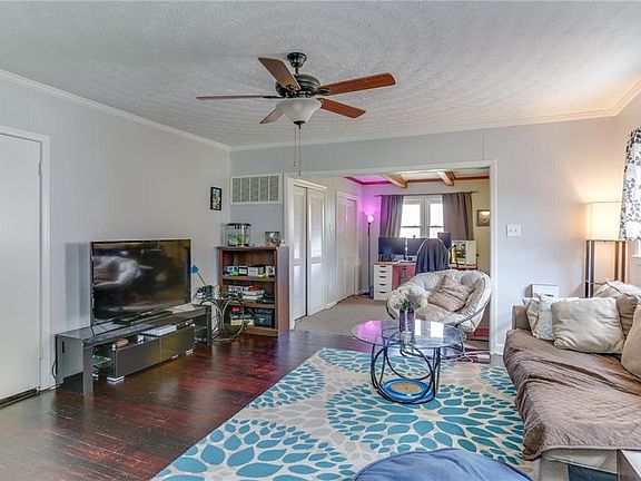 Spacious/Open Living Area