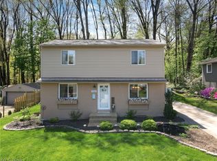 1430 Rowles Dr, Akron, OH 44313