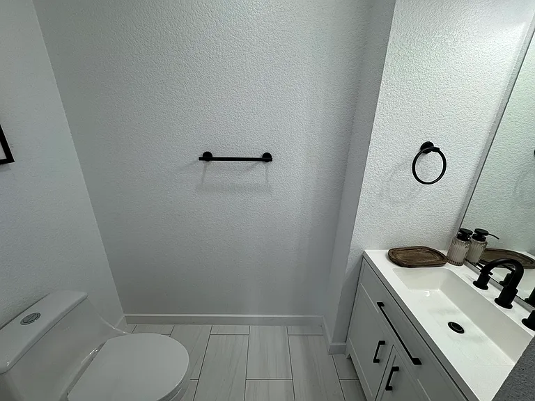 191 Mistletoe Ln — Photo 10