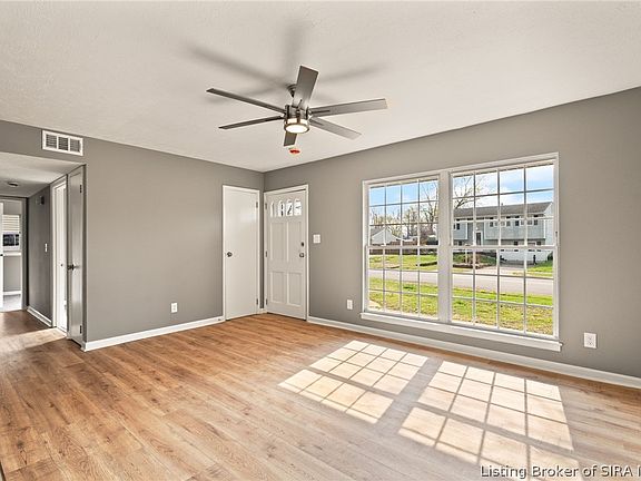 5th image of 427 Webster Boulevard