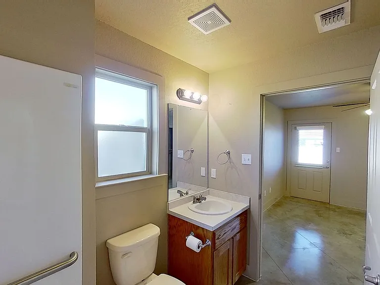 1227 Honor Ln — Photo 10