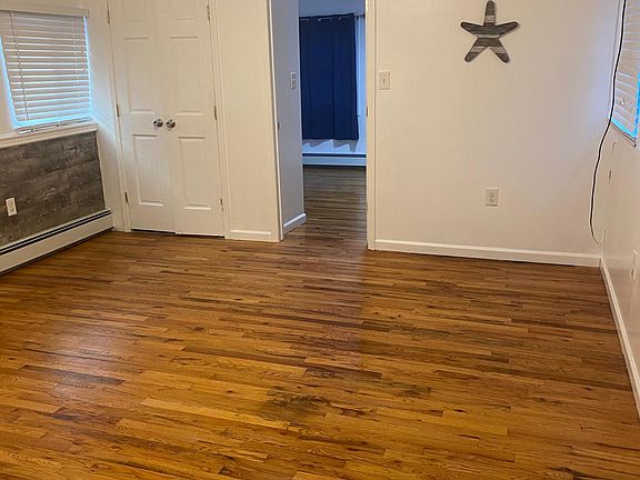 3rd image of 50 Pennyfield Ave #9