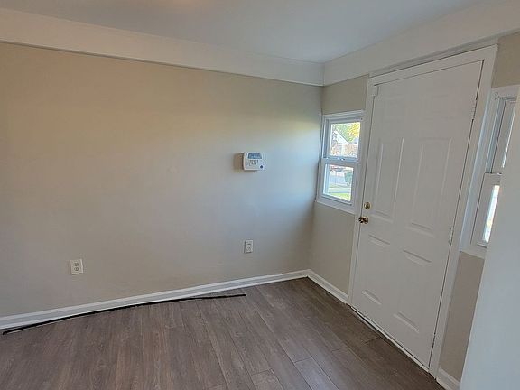 2nd image of 1013 Garber St