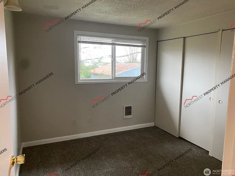 103 Engle Dr — Photo 7