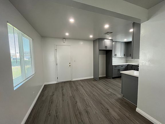 2nd image of 16245 Londelius St